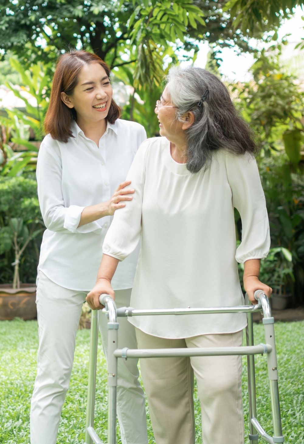 walking with senior outside our service area includes King County